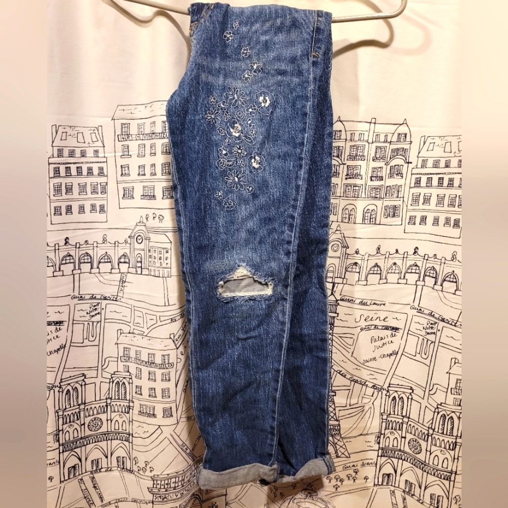 NWT Cat & Jack Adjustable Waist Floral Embellishment Stretch Girlfriend Jeans 12 - Picture 1 of 5